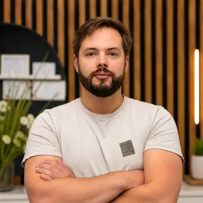 Mgr Kacper Panasiewicz - fizjoterapeuta w Wieliczce